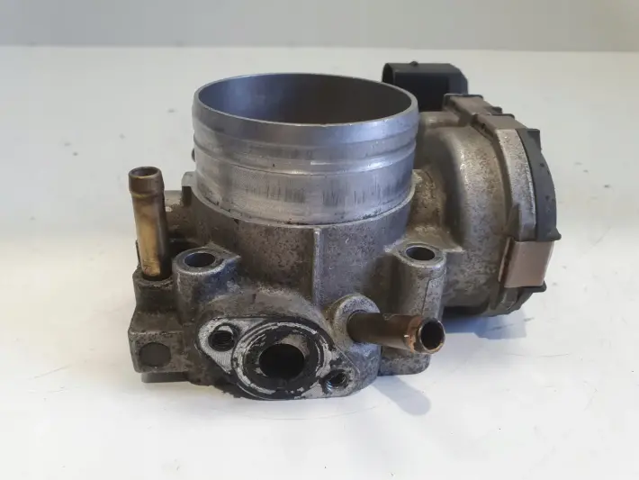 Audi A3 8L 1.8 20V PRZEPUSTNICA 06A133062F