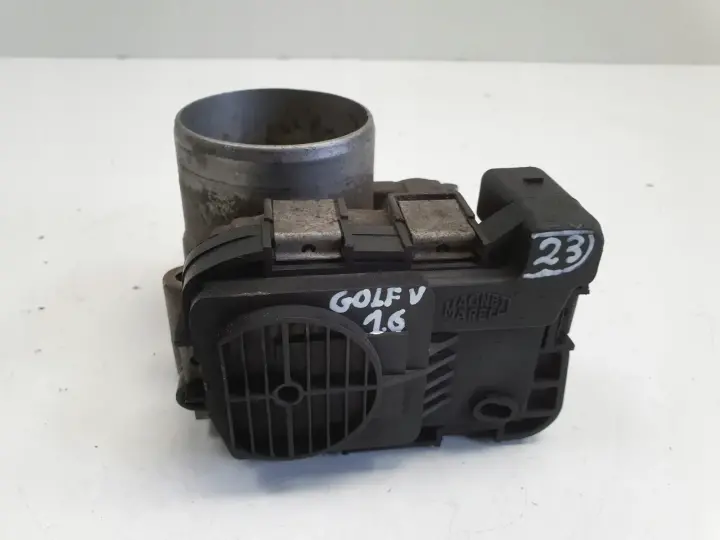 VW Golf V 1.6 FSI PRZEPUSTNICA 03C133062A