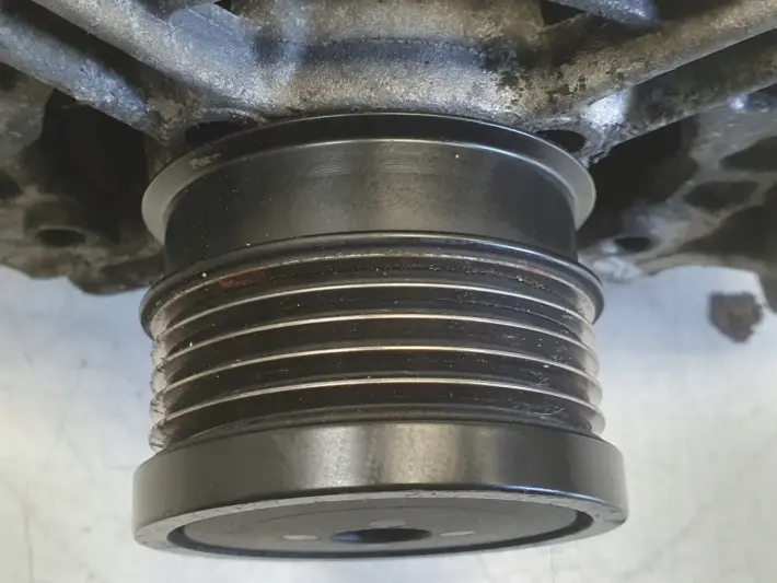 Alfa Romeo 159 2.2 JTS ALTERNATOR bosch 0124425041 120A