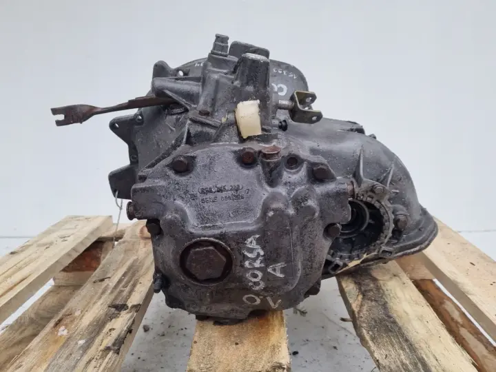 Opel Corsa A 1.0 12V SKRZYNIA BIEGÓW manualna MANUAL W394