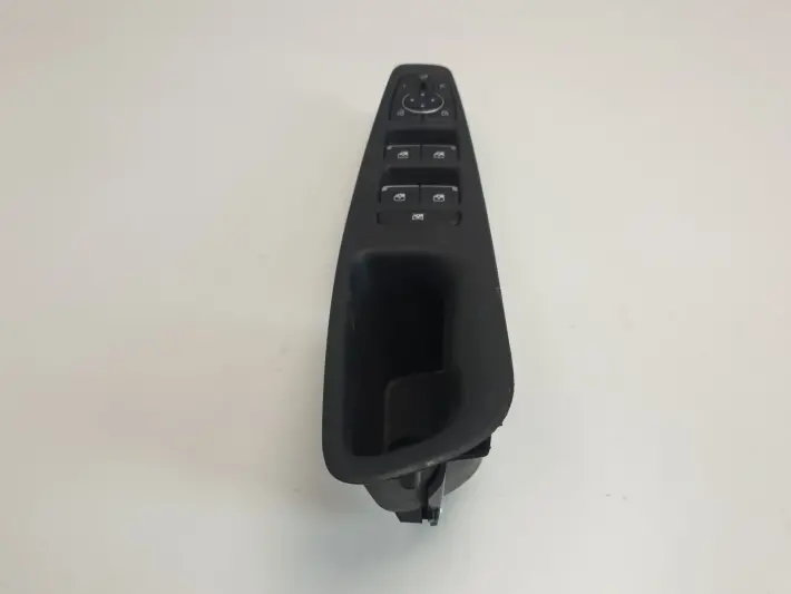 Santa Fe IV PANEL STEROWANIA SZYBAMI 82730-S1000