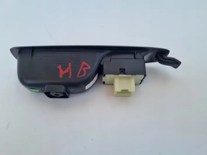 Renault Megane IV Clio IV PRZEŁĄCZNIK SZYB panel włącznik prawy 829507217R