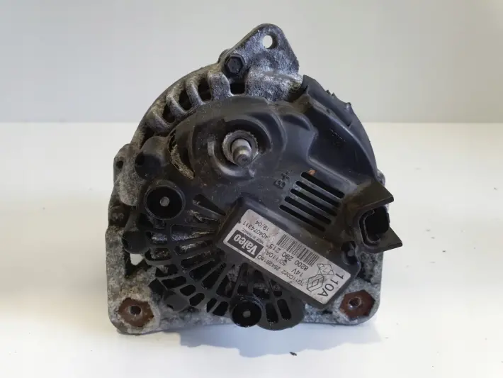 Renault Megane II 1.9 DCI ALTERNATOR 8200290215 valeo 110A