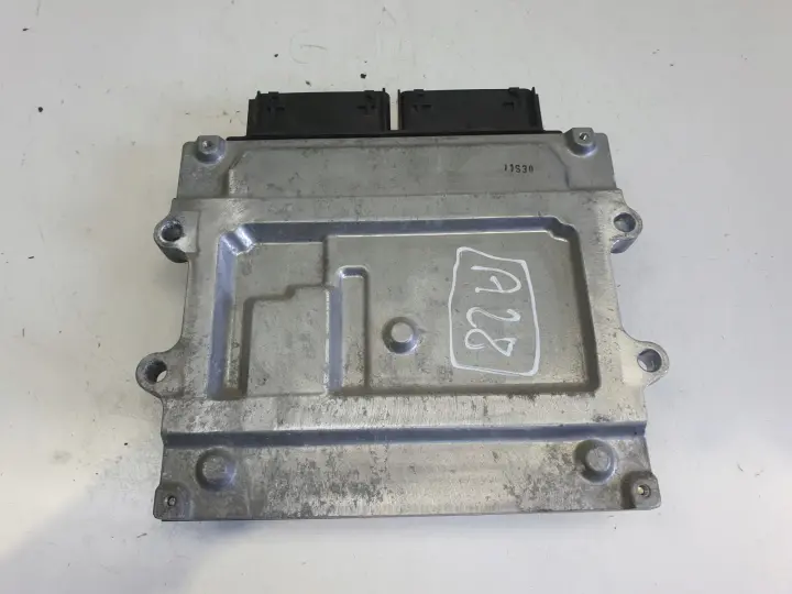 Volvo V40 II 2.0 D STEROWNIK SILNIKA komputer 31312486