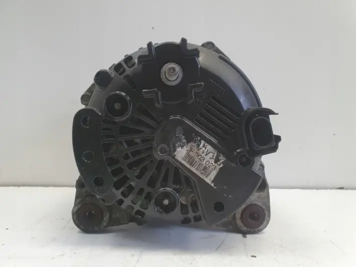Audi A4 B7 2.0 TDI ALTERNATOR valeo
