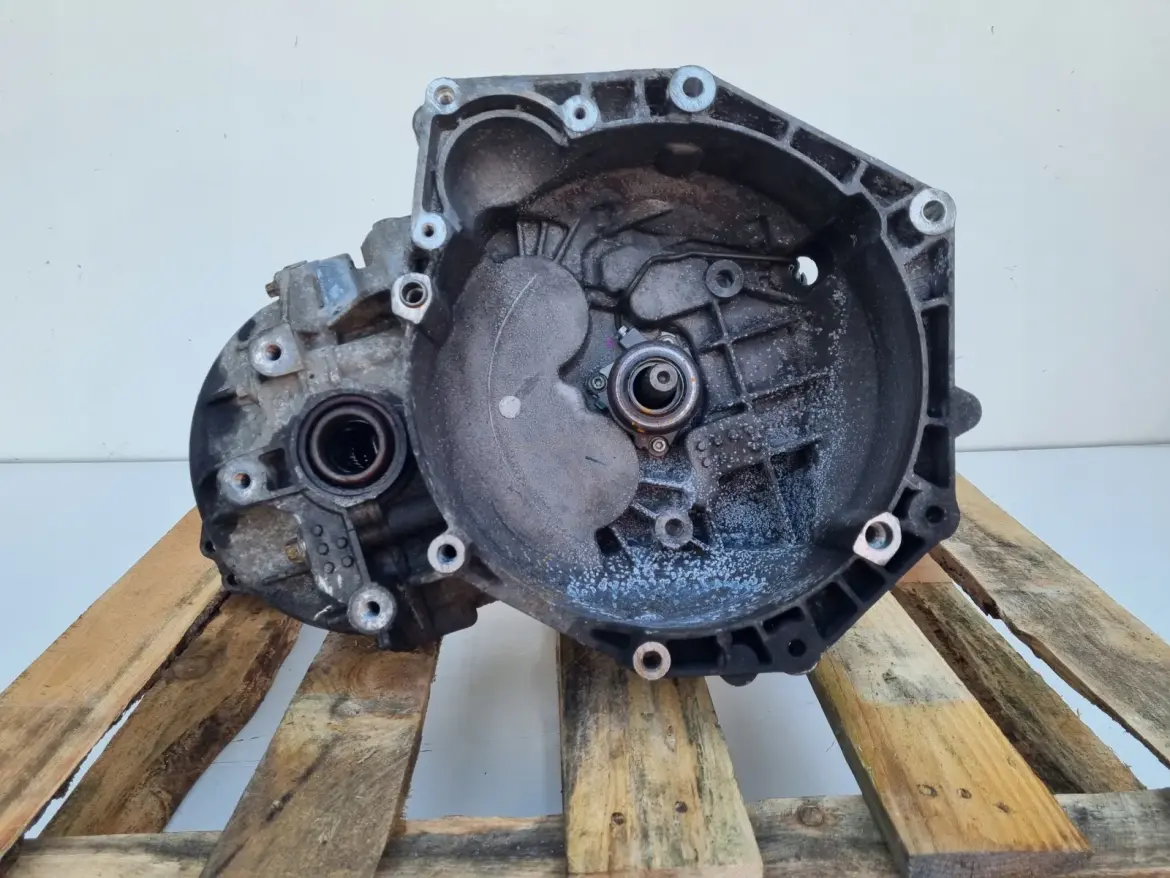 Opel Vectra C 1.9 CDTI SKRZYNIA BIEGÓW M32 manualna MANUAL