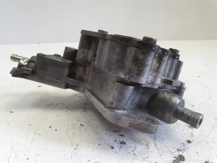 Audi A6 C5 VW Passat B5 1.9 TDI POMPA VACUM wakum 038145209A