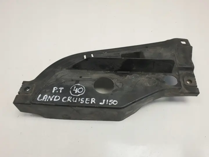 Toyota Land Cruiser 150 PRAWA OSŁONA ZDERZAKA Tył