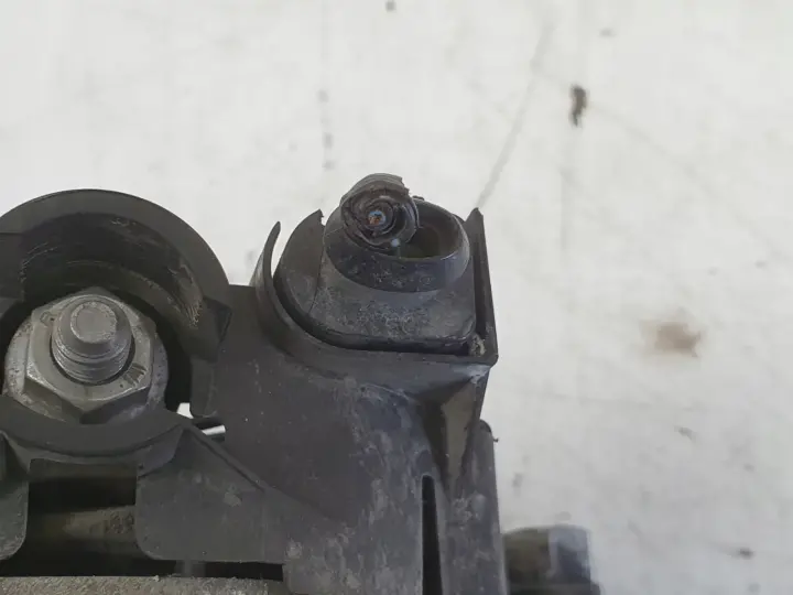 Volvo V60 S60 II 1.6 D2 ALTERNATOR valeo 30659390 150A