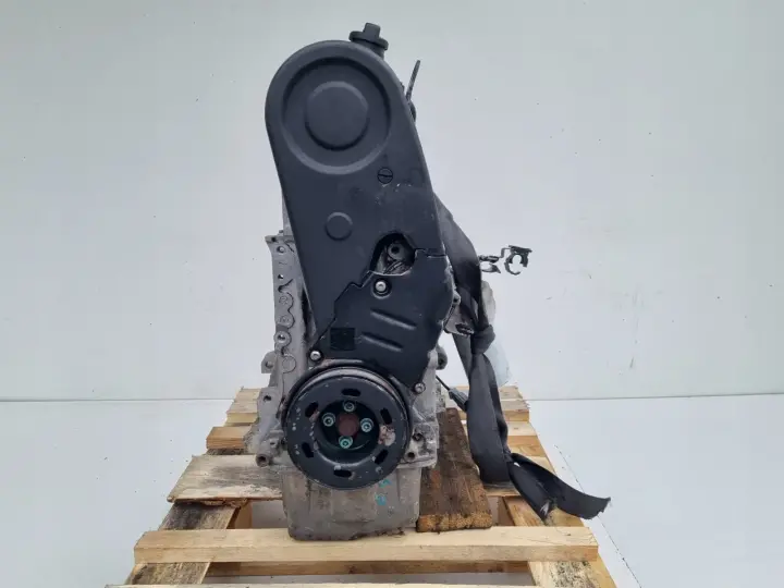 SILNIK Seat Altea 1.6 8V 102KM ładna kompresja BGU BSE