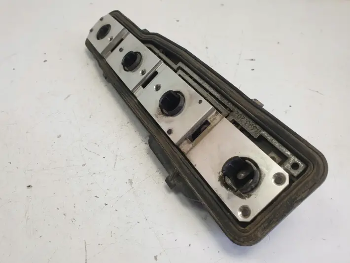 Opel Astra G II Kombi WKŁAD TYLNEJ LAMPY Prawy tył pasażera 393204