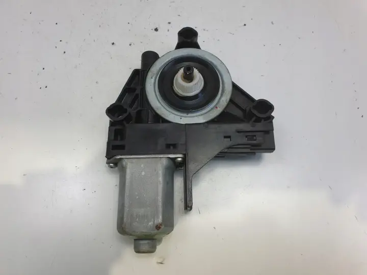 Volvo S60 II V60 SILNICZEK SZYBY prawy tył PASAŻERA 966265