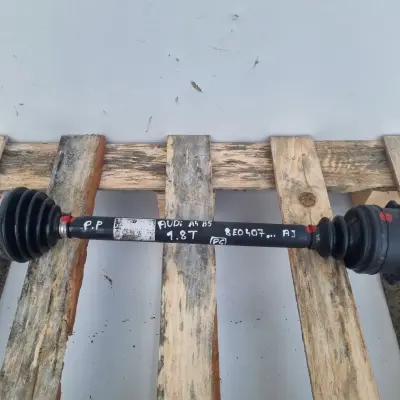 Audi A4 B5 1.8 T turbo PRAWA PRZEDNIA PÓŁOŚ półośka prawy przód 8E0407451