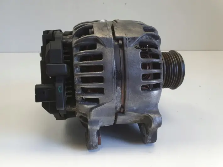VW Transporter T5 2.0 8V ALTERNATOR 038903024F 120A