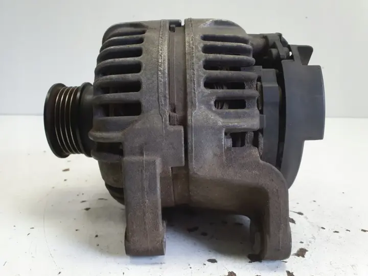 Opel Zafira B 1.6 16V ALTERNATOR bosch 100A 0124325163 13229984 AK
