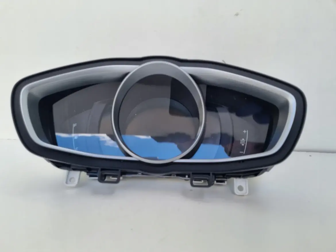 Volvo V40 II Benzyna LICZNIK ZEGARY TFT Europa 36011271