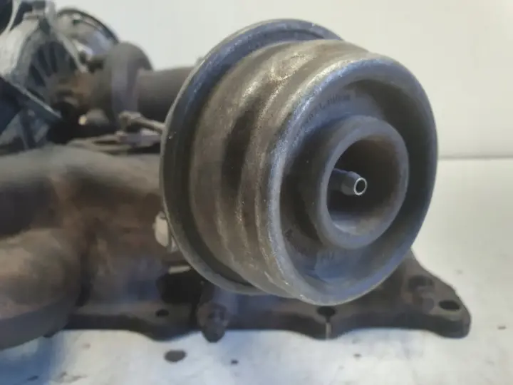 Volvo V60 XC60 S80 2.4 D5 TURBOSPRĘŻARKA turbo 36002757 36002640 31293086