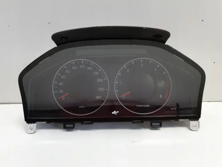 Volvo S80 II V70 III XC70 II LICZNIK ZEGARY Europa diesel 31254535AA