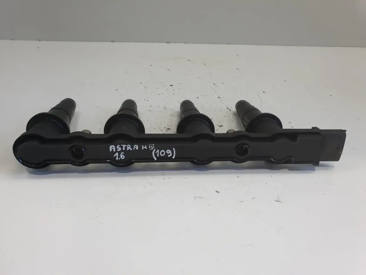 Opel Astra III H 1.6 16V CEWKA ZAPŁONOWA