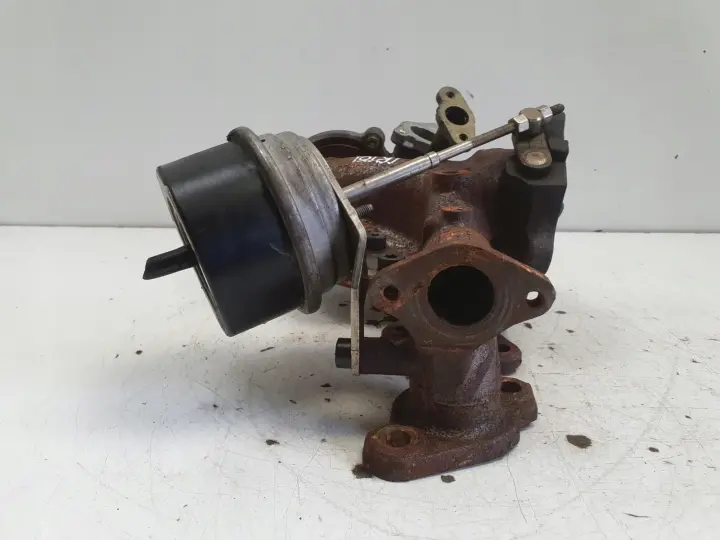 Volvo V60 2.0 D4 TURBOSPRĘŻARKA turbo 31397999 31361655