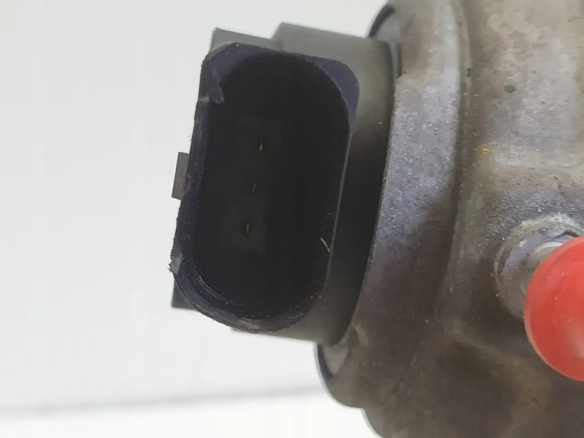 Volvo V60 S60 II 2.0 D3 TURBOSPRĘŻARKA turbo 31492968