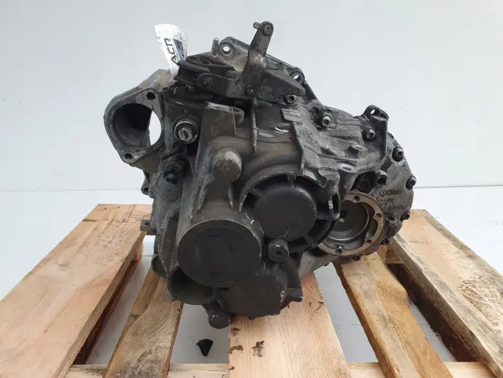 VW Passat B6 2.0 TDI MANUALNA SKRZYNIA BIEGÓW manual HVS