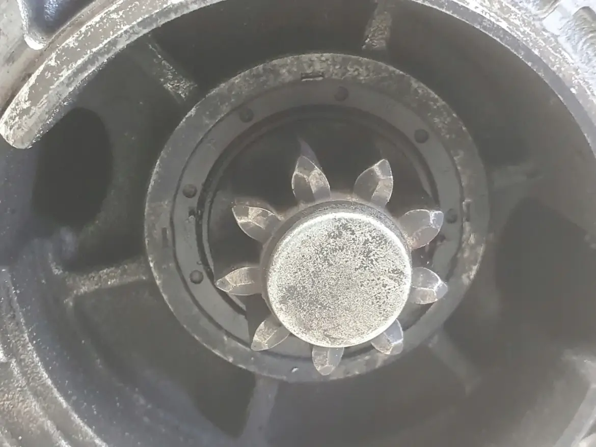 Audi A4 B6 1.9 TDI ROZRUSZNIK 0001124020 bosch