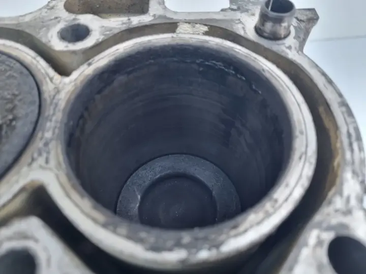 DÓŁ SILNIKA BLOK WAŁ KORBOWY TŁOKI Ford Fiesta VII MK7 1.6 TDCI 95KM T3JA