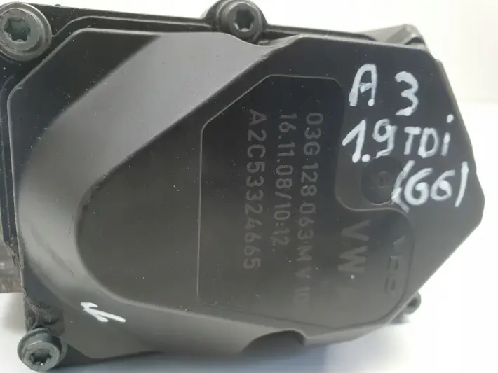 Audi A3 II 8P 1.9 TDI PRZEPUSTNICA 03G128063M