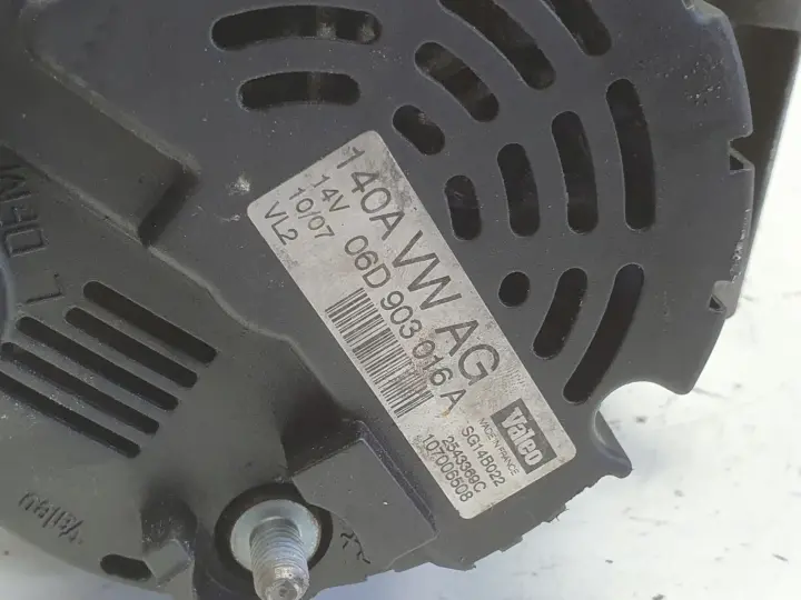 Seat Exeo 2.0 TFSI ALTERNATOR valeo 06D903016A