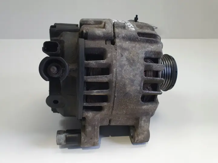 Peugeot 3008 2.0 HDI ALTERNATOR 9664779680 valeo