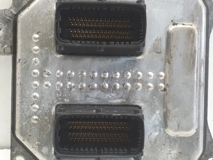 Opel Astra III H 1.8 16V STEROWNIK SILNIKA komputer 55564081 FQ