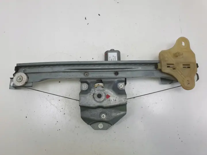 Renault Captur PODNOŚNIK SZYBY Prawy tył pasażera MECHANIZM 128001471-B