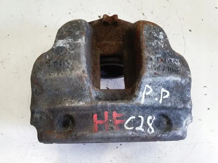 Volvo S60 II V60 I PRZEDNI ZACISK HAMULCOWY prawy przód pasażera 31471664