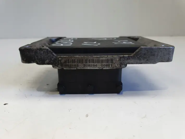 Opel Agila A 1.2 16V STEROWNIK SILNIKA komputer 0261208254
