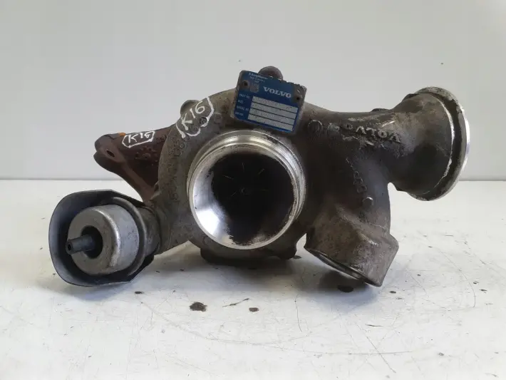 Volvo V60 II 2.0 D4 TURBOSPRĘŻARKA turbo 32240493 31491217