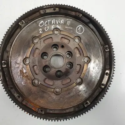 Skoda Octavia II 2.0 FSI KOŁO DWUMASOWE DWUMASA