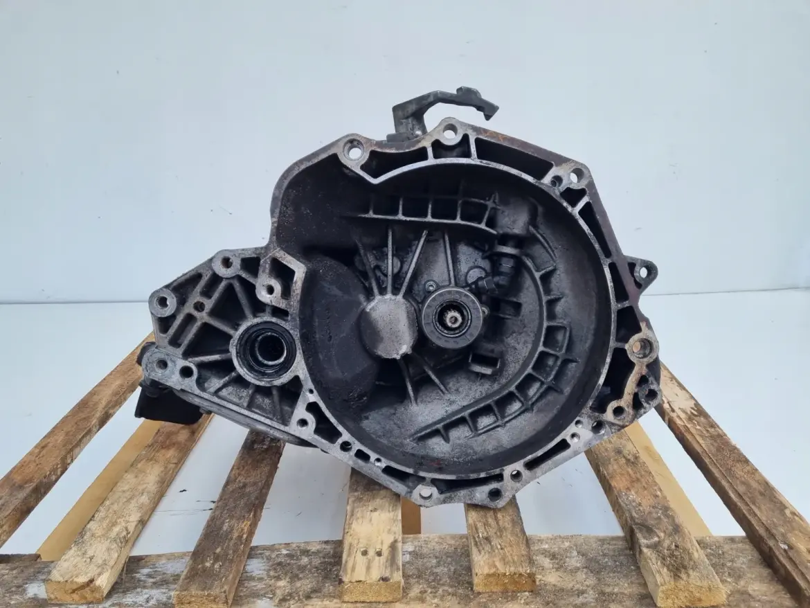 Opel Signum 1.6 1.8 16V SKRZYNIA BIEGÓW F17C374 manualna