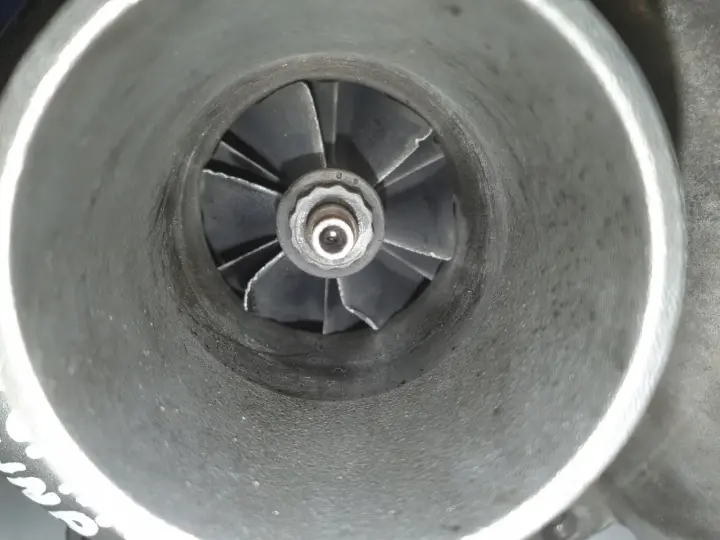 Peugeot 407 1.6 HDI TURBOSPRĘŻARKA turbo 753420-5005S