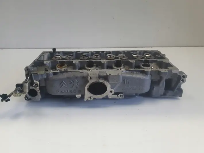 Ford Focus mk3 Fiesta 1.6 TDCI GŁOWICA CYLINDRÓW 9684487210