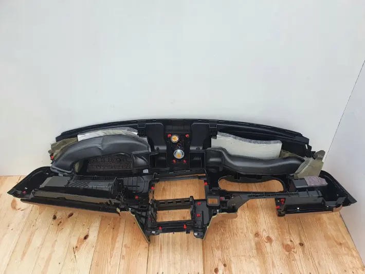 BMW F01 DESKA ROZDZIELCZA KONSOLA SKÓRA SKÓRZANA