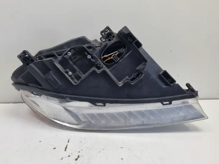 Volvo S80 II V70 III XC70 PRZEDNIA LAMPA LEWA LEWY PRZÓD XENON 31214347