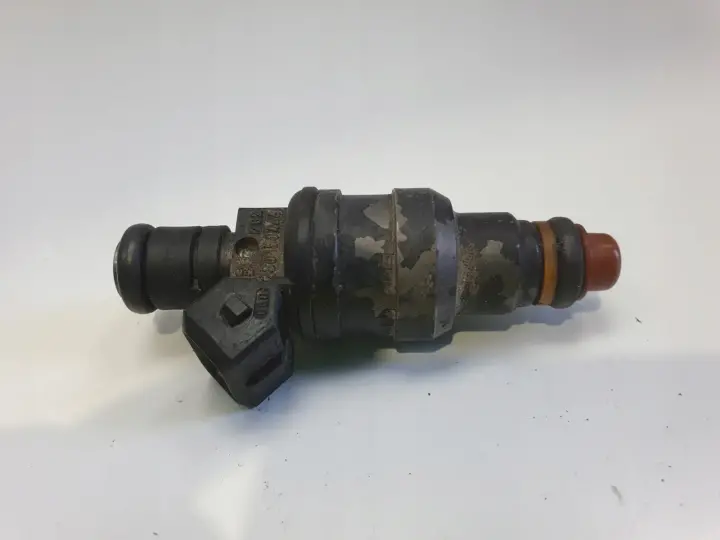 Audi A4 B5 1.8 20V WTRYSKIWACZ wtrysk 0280150444
