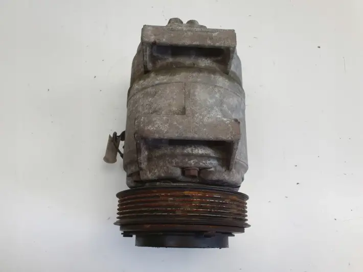 Volvo S60 I V70 II 2.4 D5 SPRĘŻARKA KLIMATYZACJI P30761388