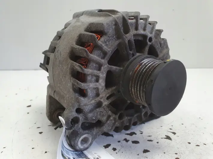 VW Transporter T5 2.0 TDI ALTERNATOR 180A 03L903024G valeo