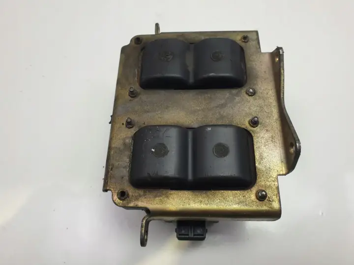 Range Rover P38 4.6 V8 CEWKA ZAPŁONOWA 0221503407