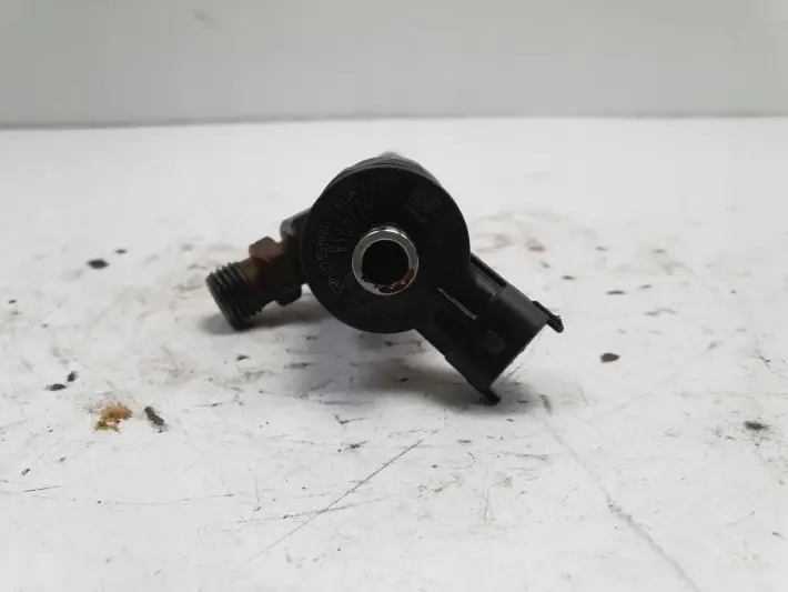 Renault Kangoo III 1.5 DCI WTRYSKIWACZ wtrysk 0445110485