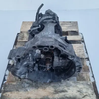 Audi A4 B5 1.8 20v KRZYNIA BIEGÓW DHZ manualna MANUAL