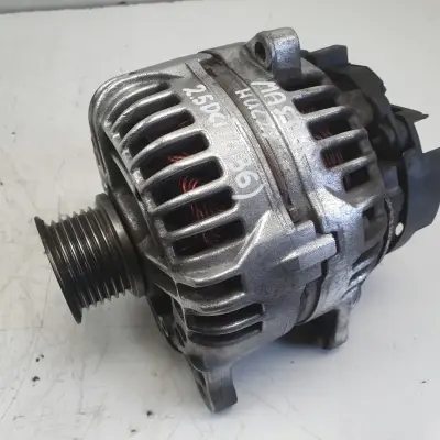 Renault Master II 2.5 DCI ALTERNATOR 0124525044 150A bosch