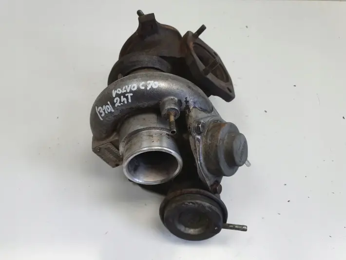 Volvo S60 V70 C70 2.4 T TURBOSPRĘŻARKA turbo 8658098
